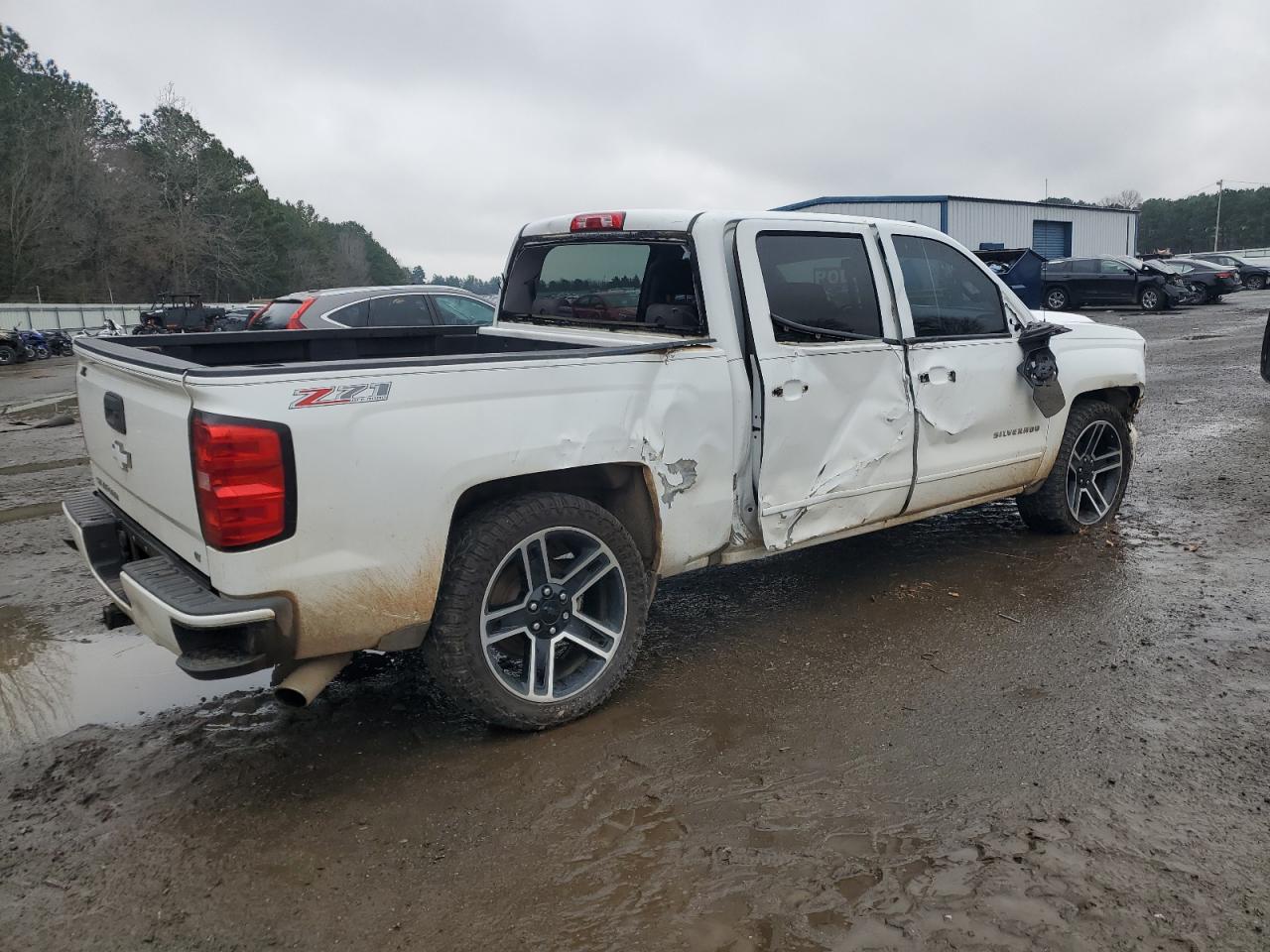 2016 Chevrolet Silverado - Image 3