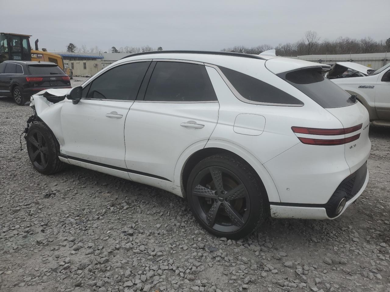 2022 Genesis GV70 - Image 2