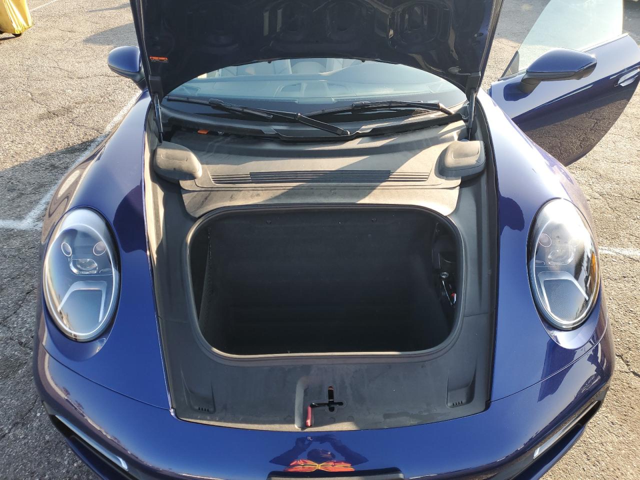 2022 Porsche 911 - Image 13