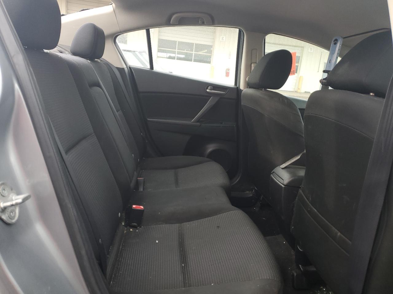 2012 Mazda 3 - Image 10