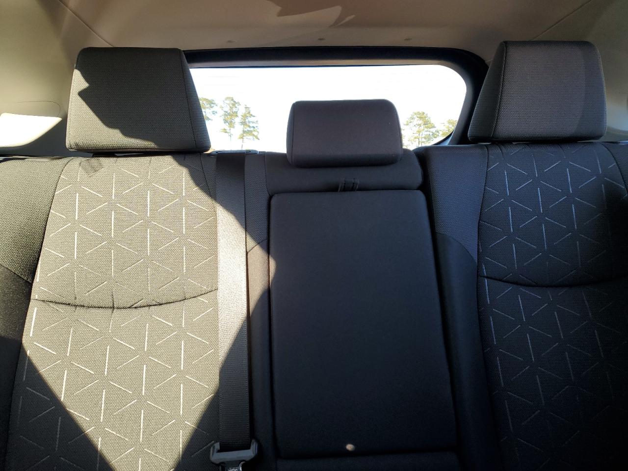2022 Toyota RAV 4 - Image 10