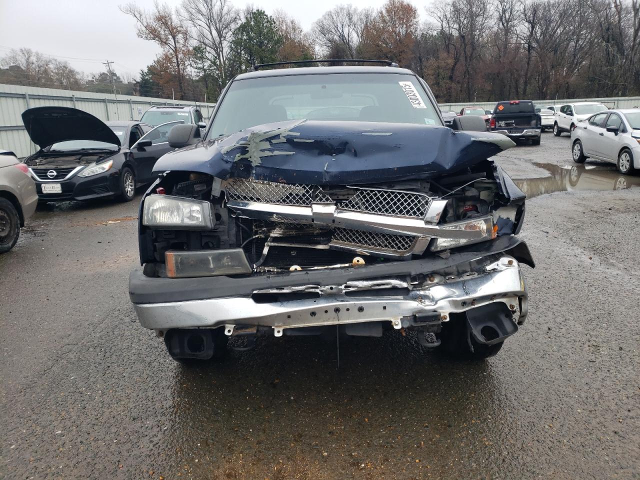 2004 Chevrolet Avalanche - Image 5