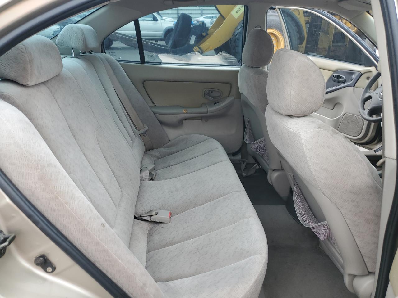2006 Hyundai Elantra - Image 10