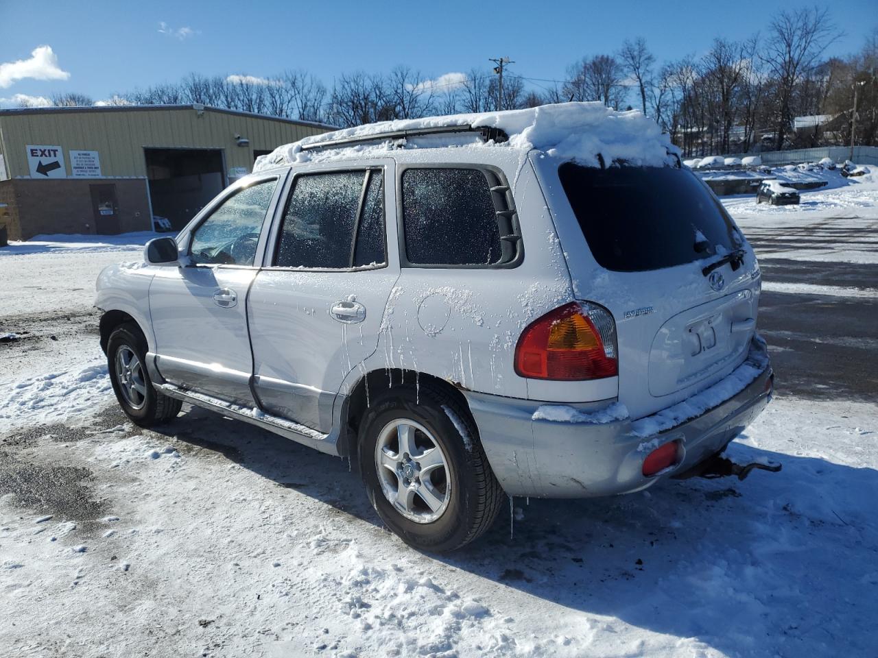 2004 Hyundai Santa Fe - Image 2