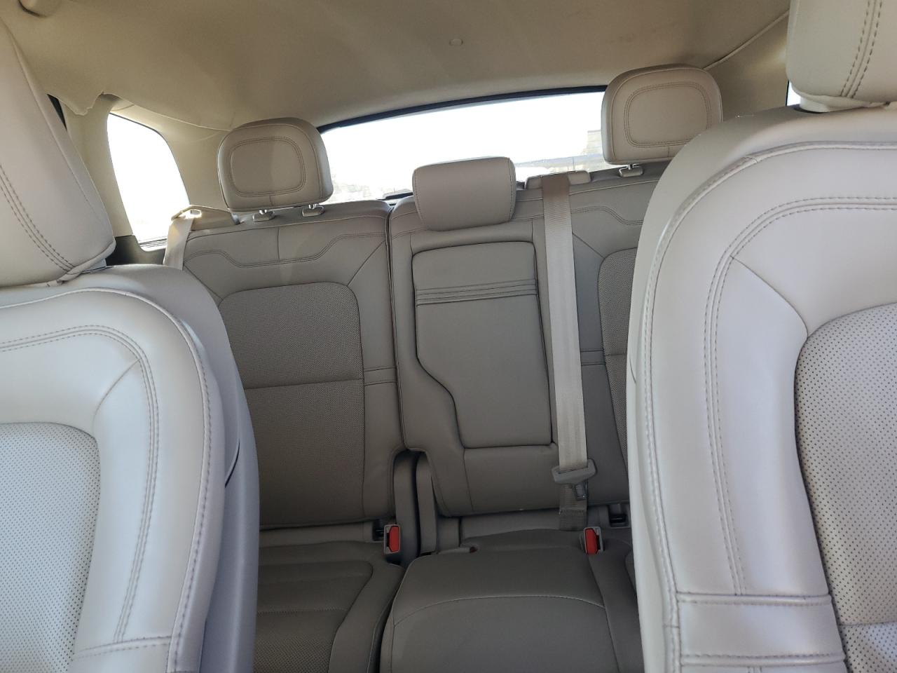 2021 Lincoln Corsair - Image 10