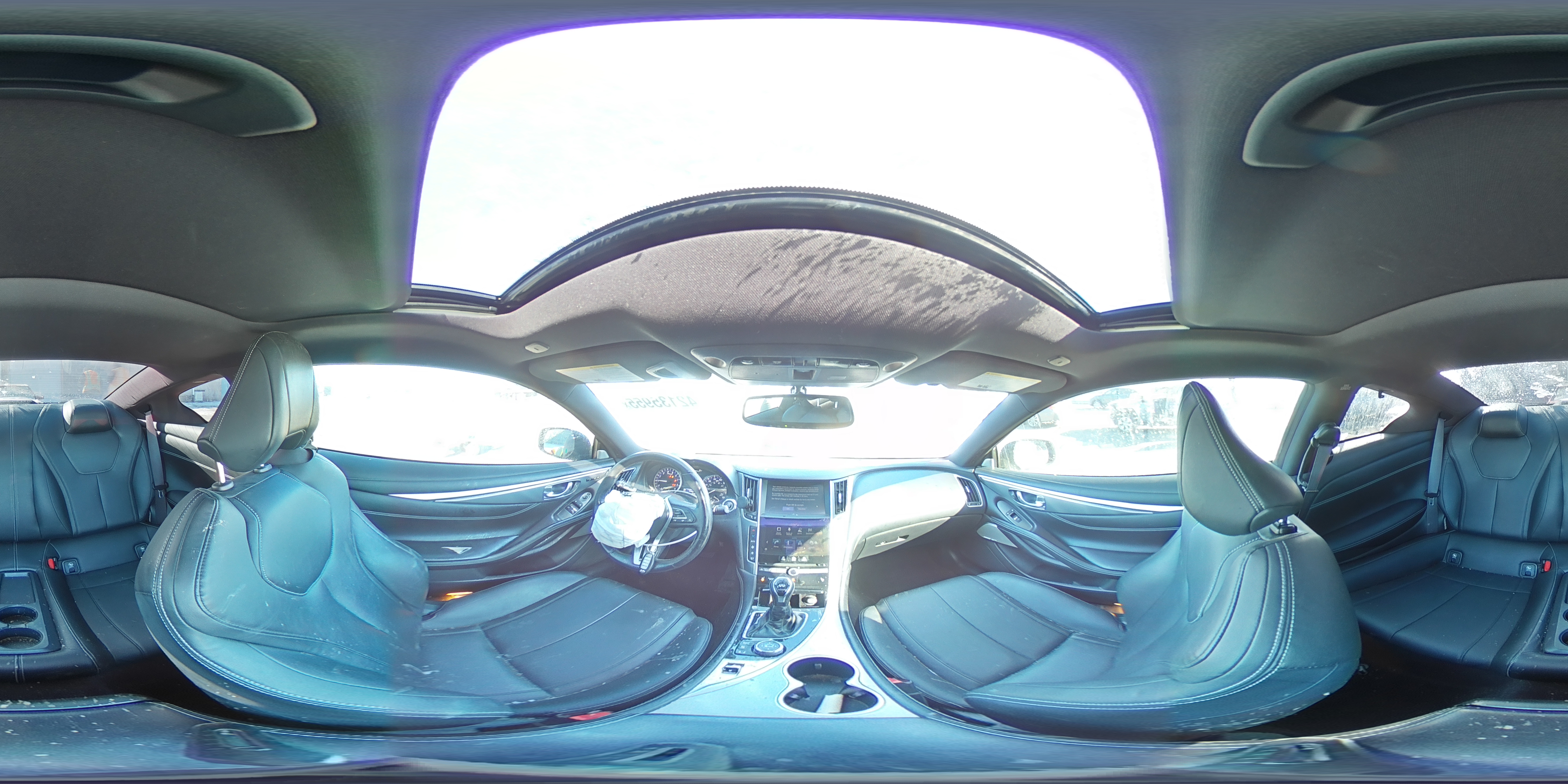 2018 Infiniti Q60 - Image 12