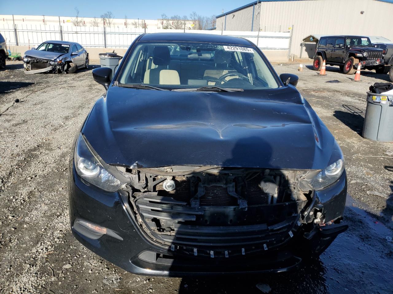 2017 Mazda 3 - Image 5