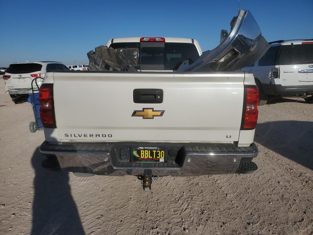 2015 Chevrolet Silverado - Image 6