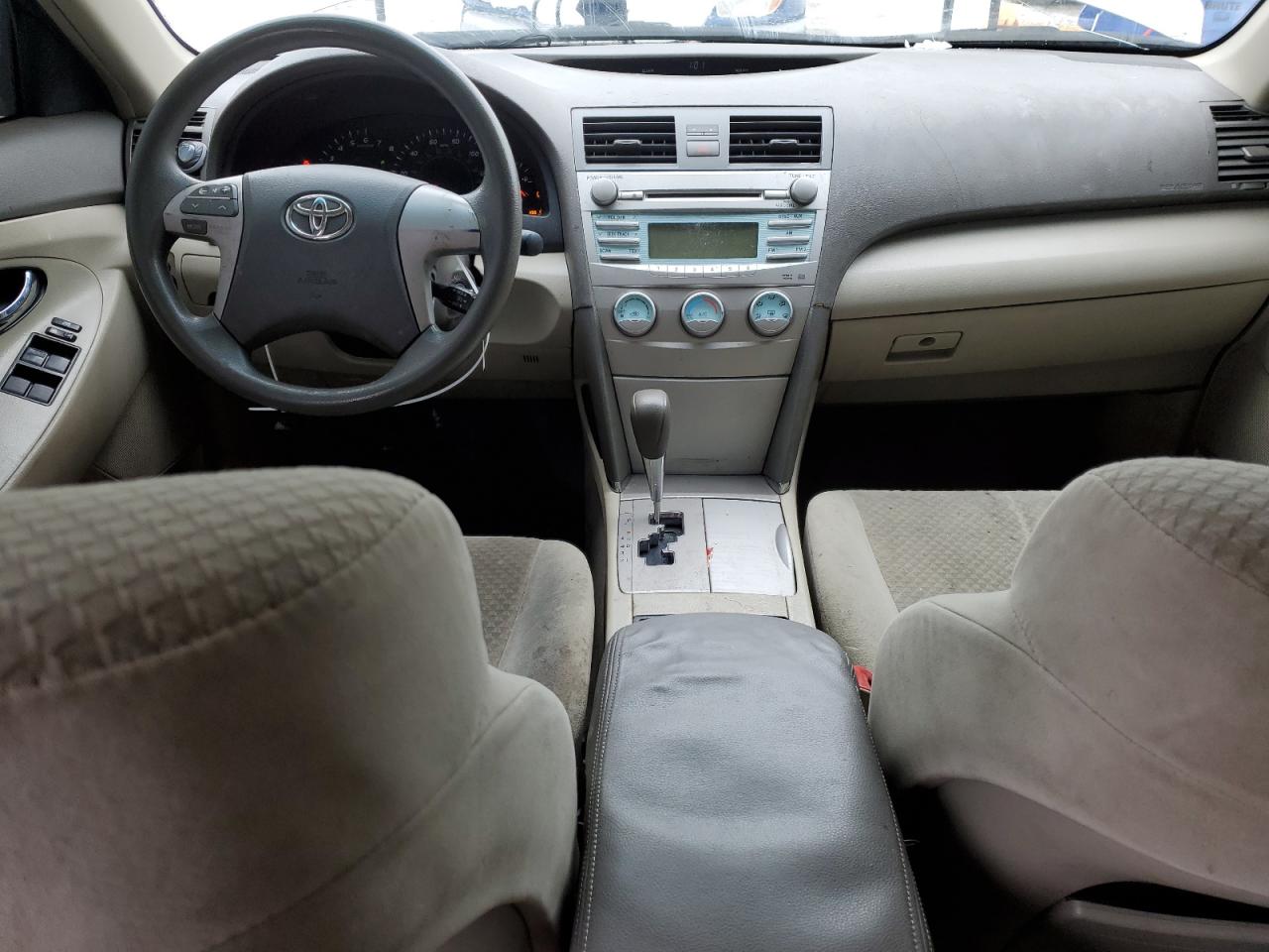 2009 Toyota Camry - Image 8