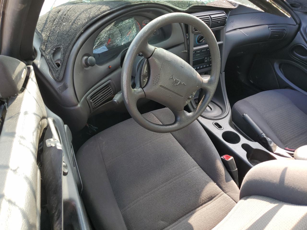 2001 Ford Mustang - Image 8