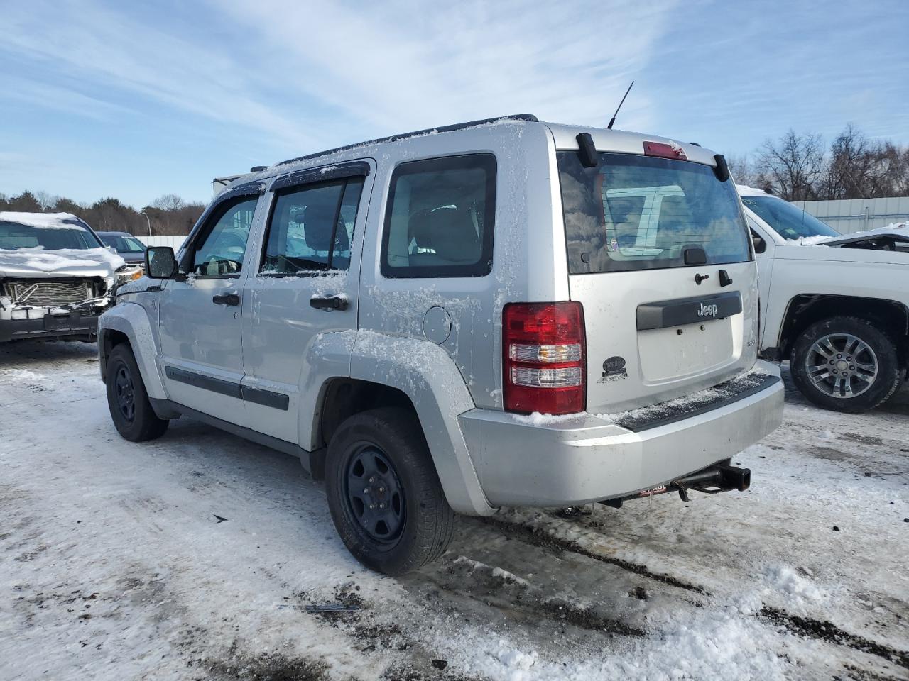 2008 Jeep Liberty (North America) - Image 2