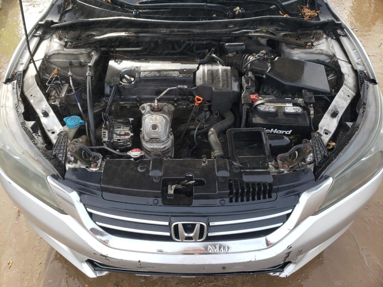 2013 Honda Accord - Image 11