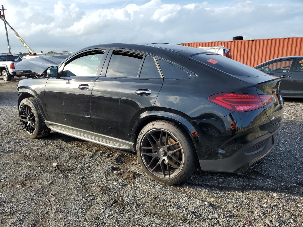 2024 Mercedes-Benz GLE - Image 2