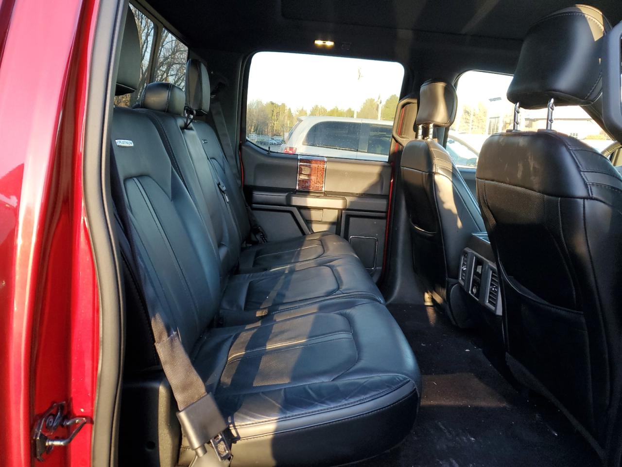 2015 Ford F-150 - Image 10