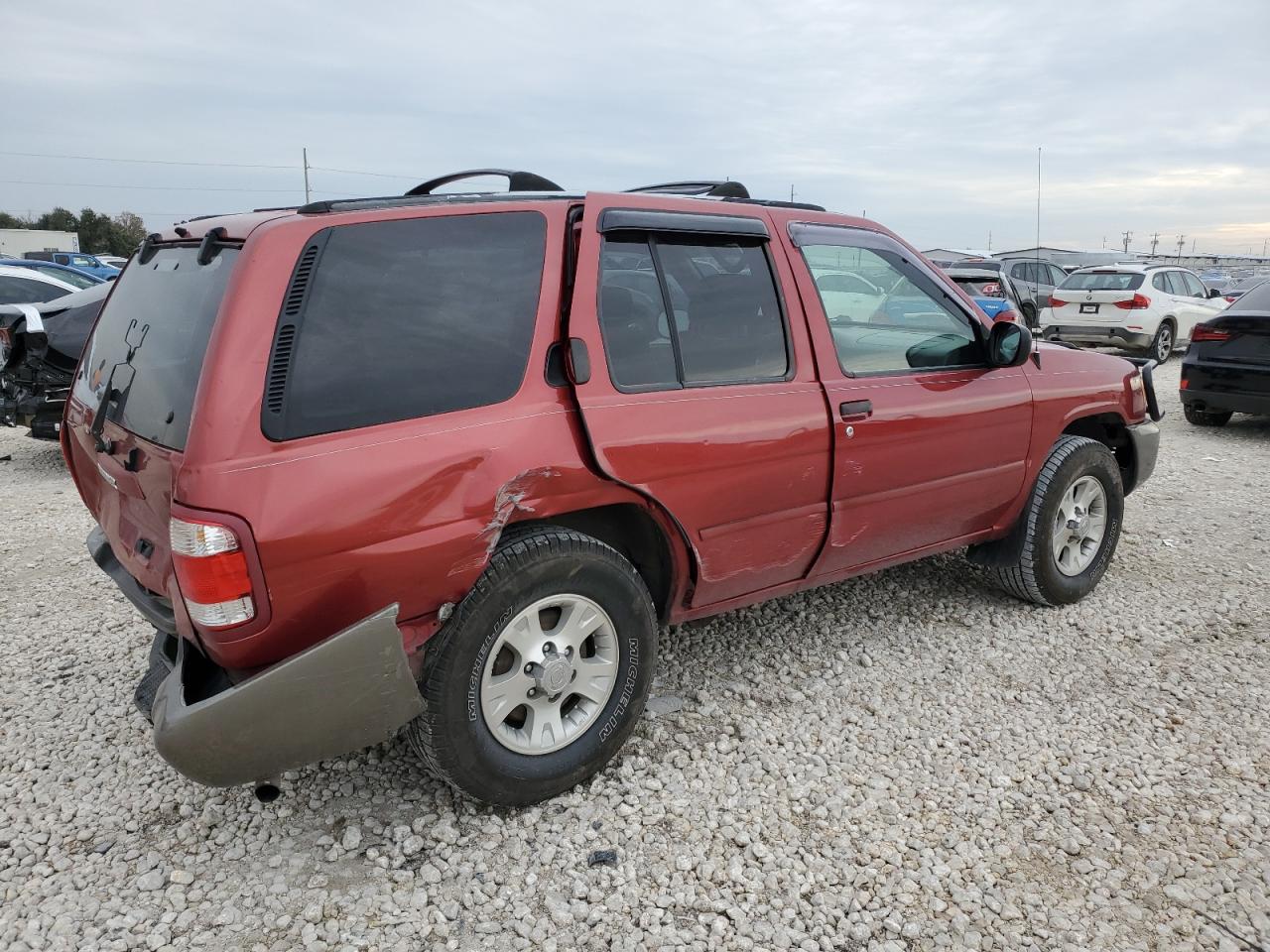 2000 Nissan Pathfinder - Image 3