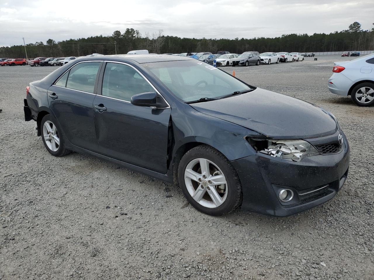 VIN 4T1BF1FK8DU695795 2013 TOYOTA CAMRY no.4