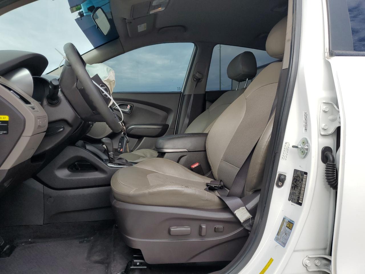 2015 Hyundai Tucson Gls VIN: KMFU084948 Lot: 88974765