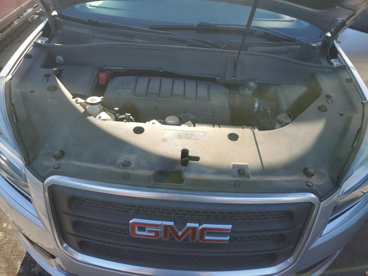 2016 GMC Acadia - Image 7