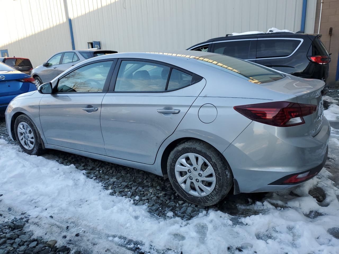 2020 Hyundai Elantra - Image 2