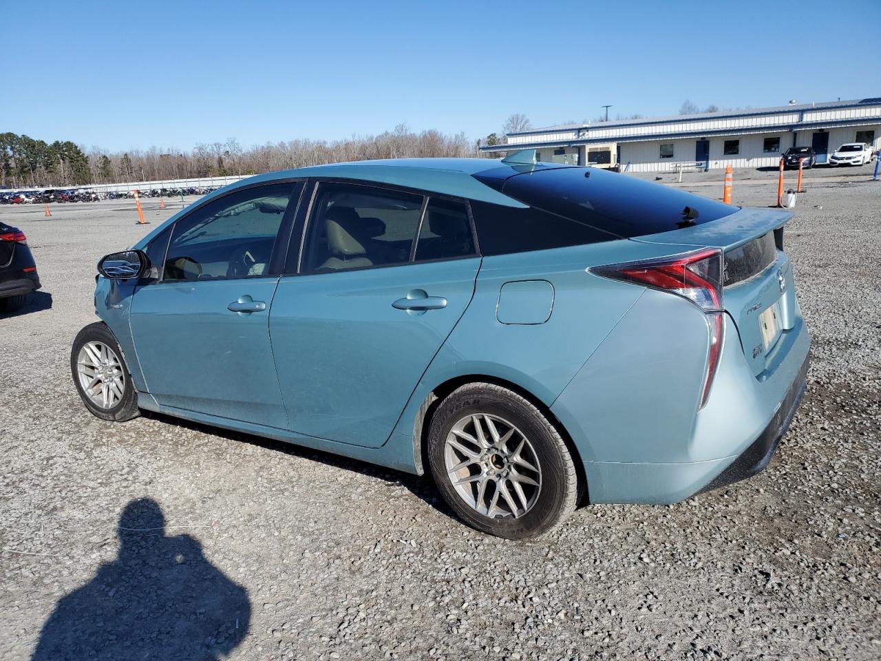 2016 Toyota Prius - Image 2