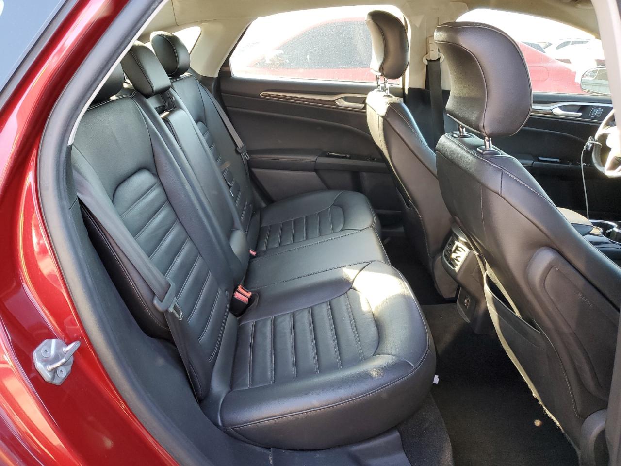 2016 Ford Fusion - Image 10