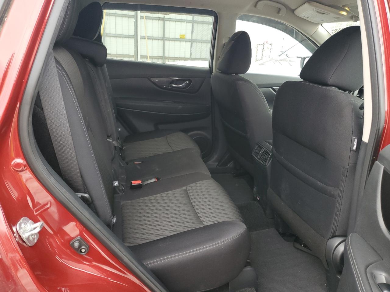 2019 Nissan Rogue - Image 11