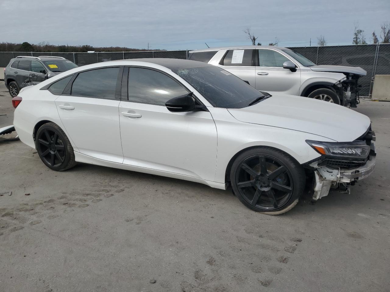 2020 Honda Accord - Image 4