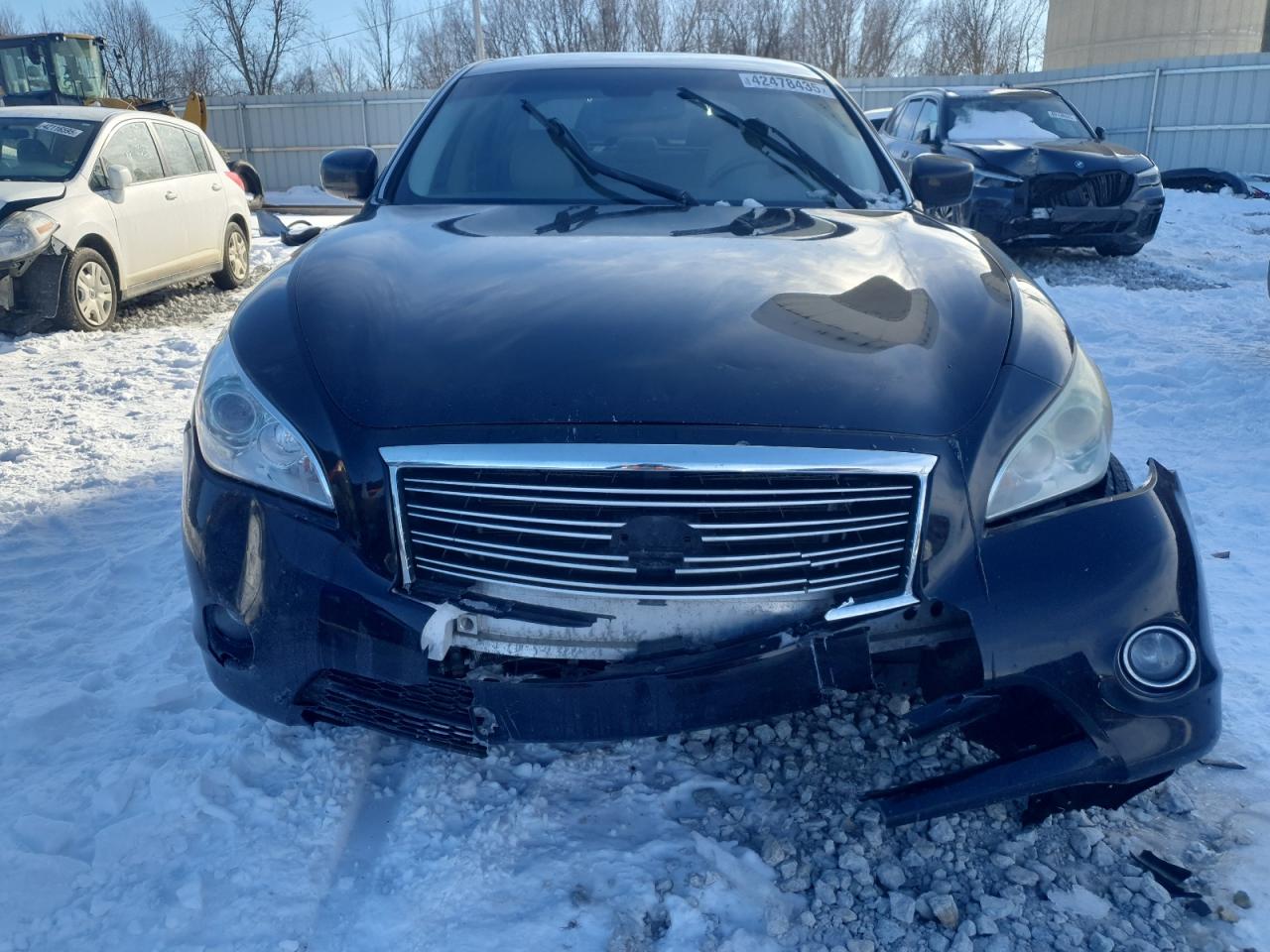 2011 Infiniti M - Image 5