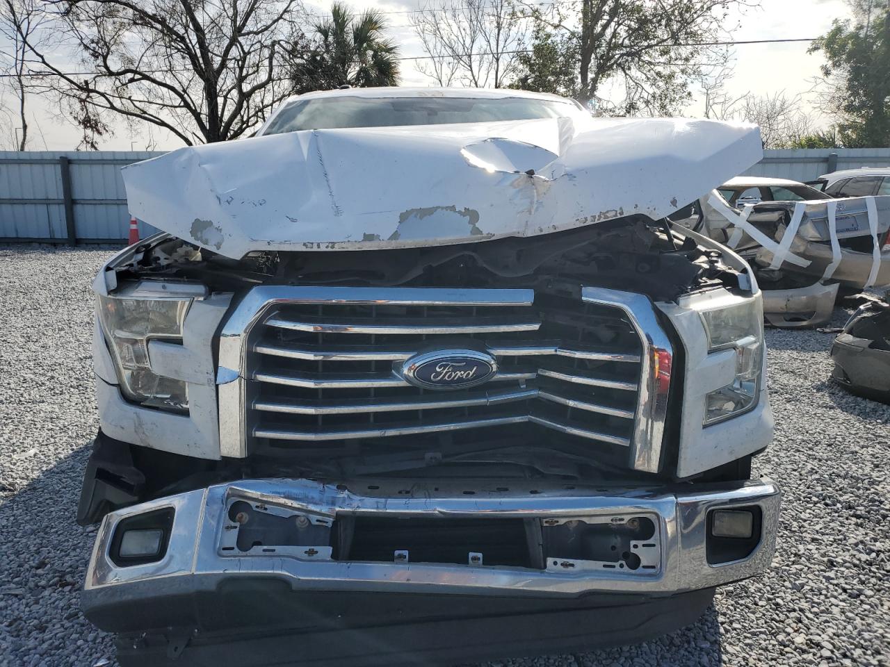 2015 Ford F-150 - Image 5