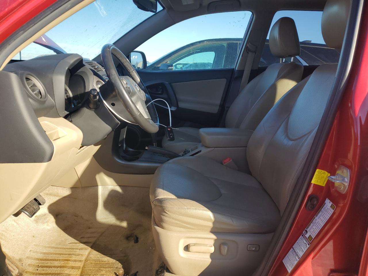 2012 Toyota RAV 4 - Image 7