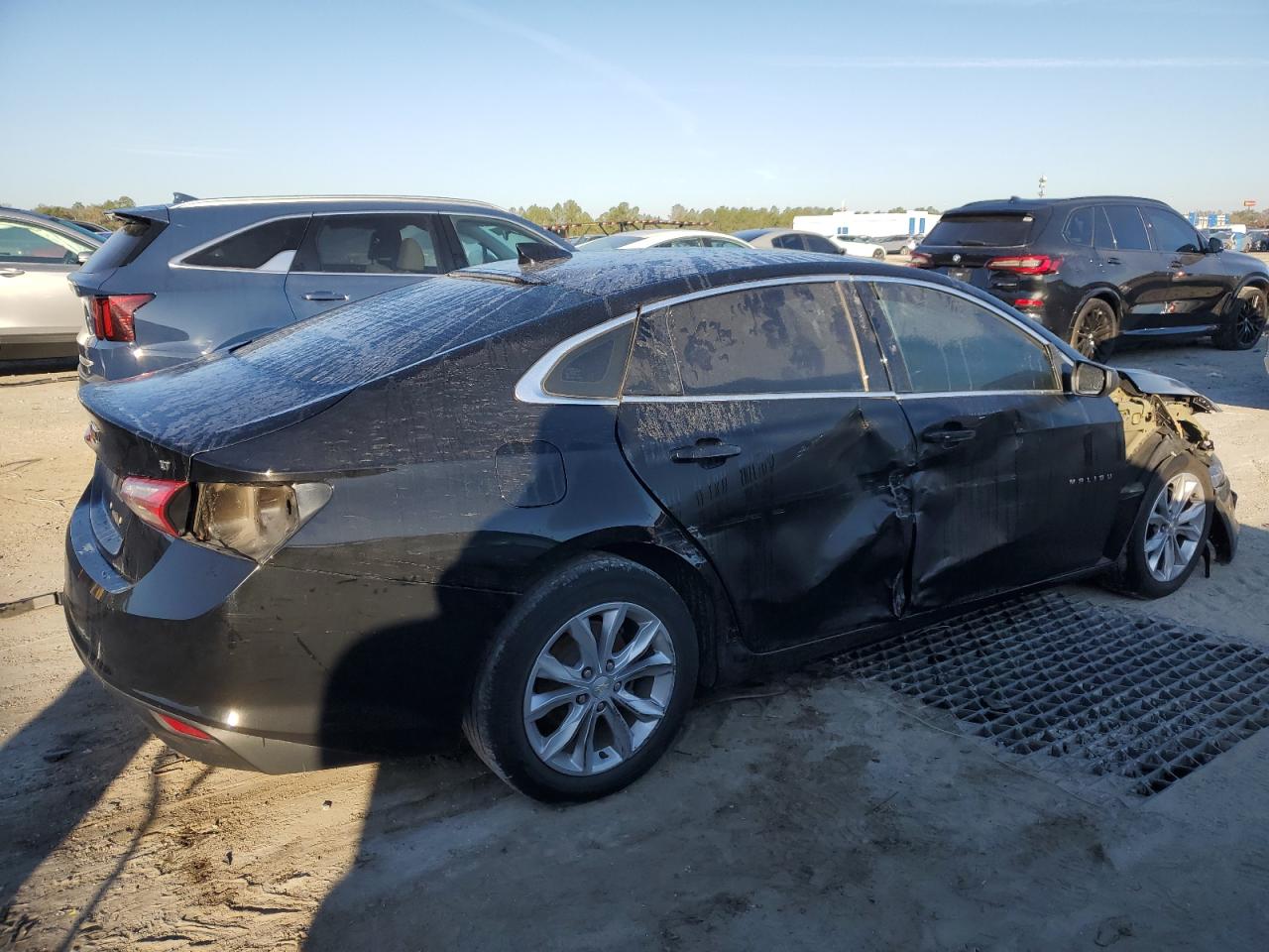 2020 Chevrolet Malibu - Image 3