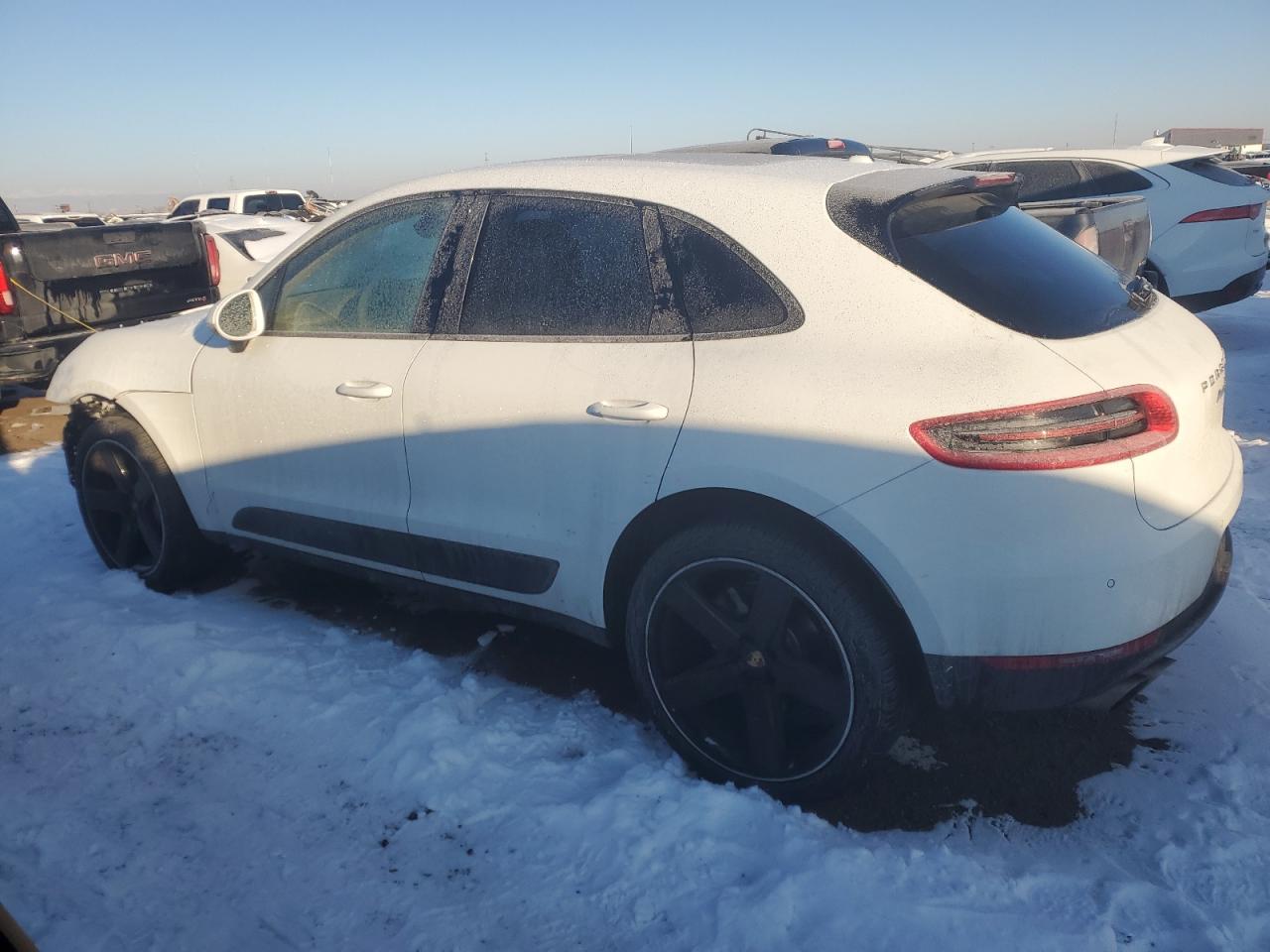 2015 Porsche Macan - Image 2