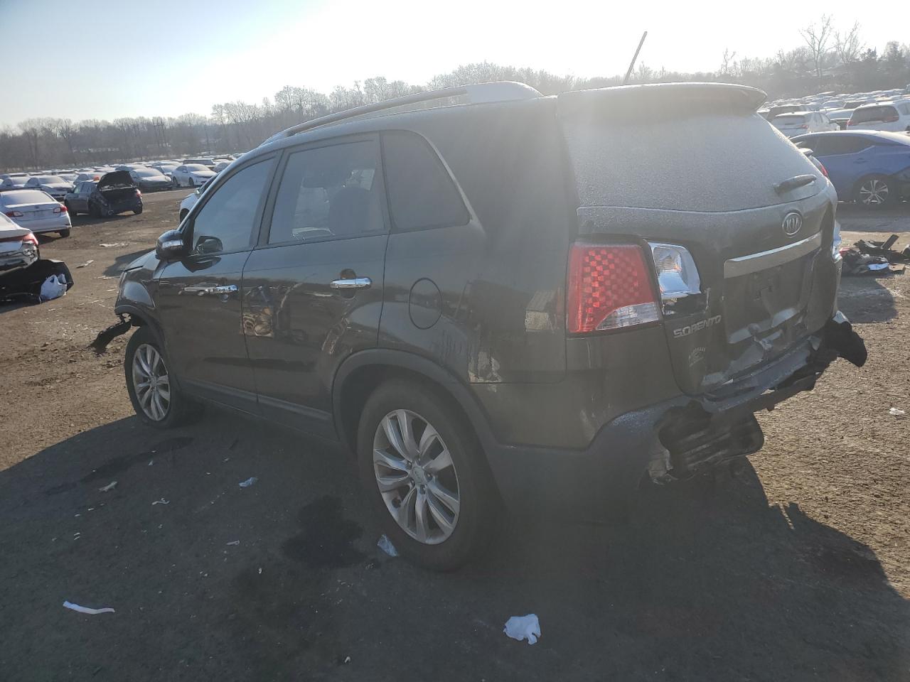 2011 Kia Sorento - Image 2