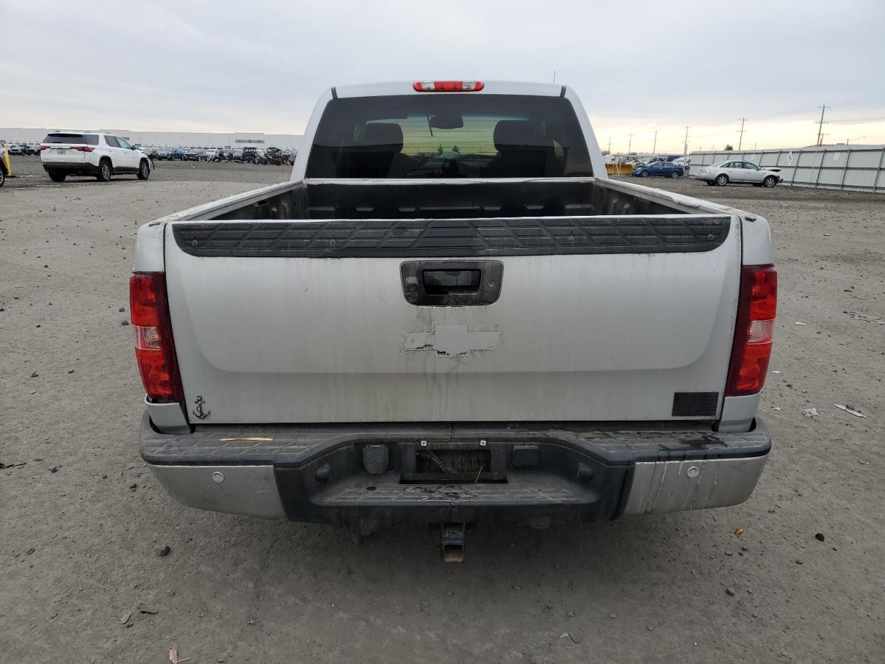 2012 Chevrolet Silverado - Image 6