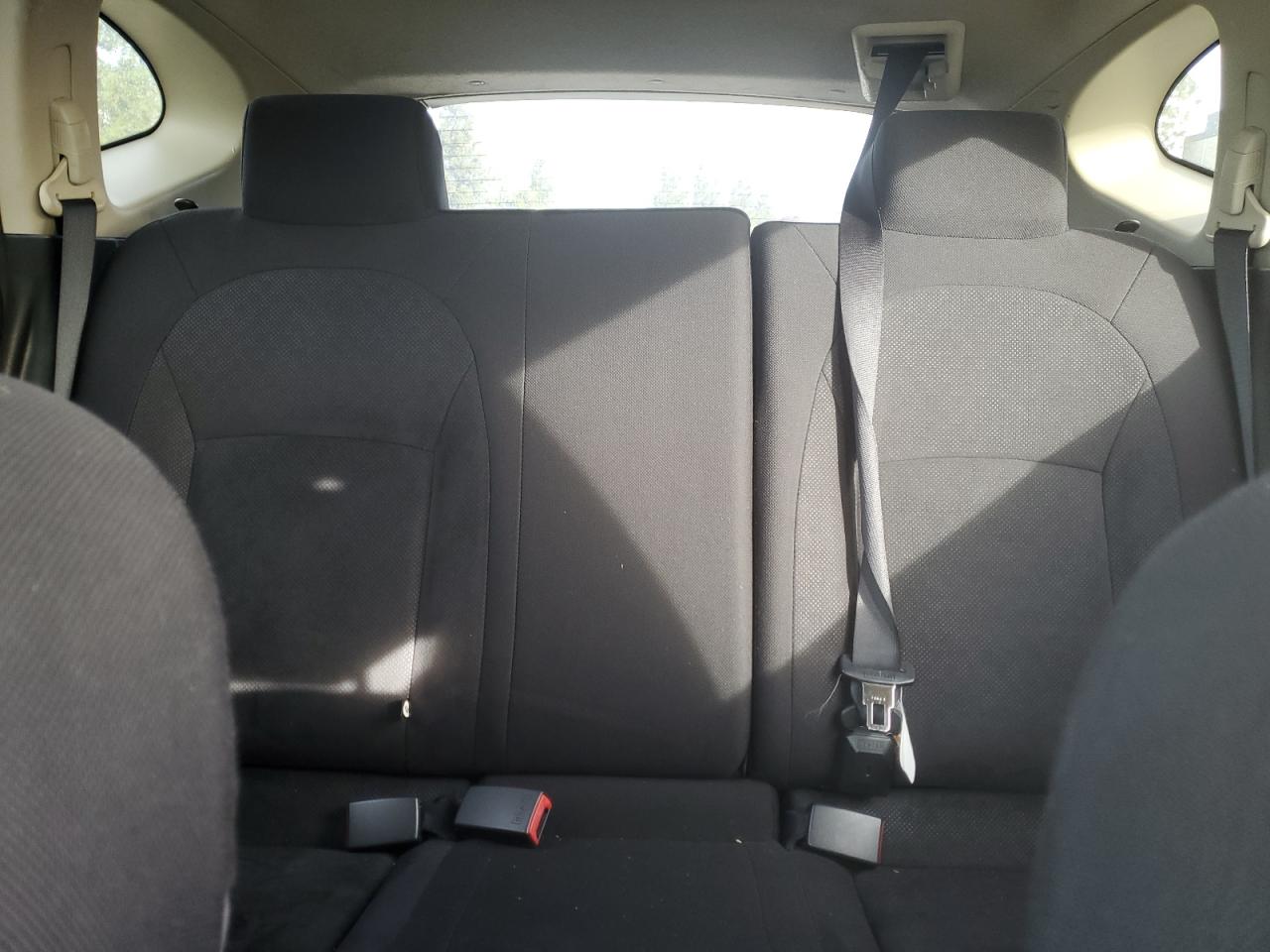 2010 Nissan Rogue - Image 10