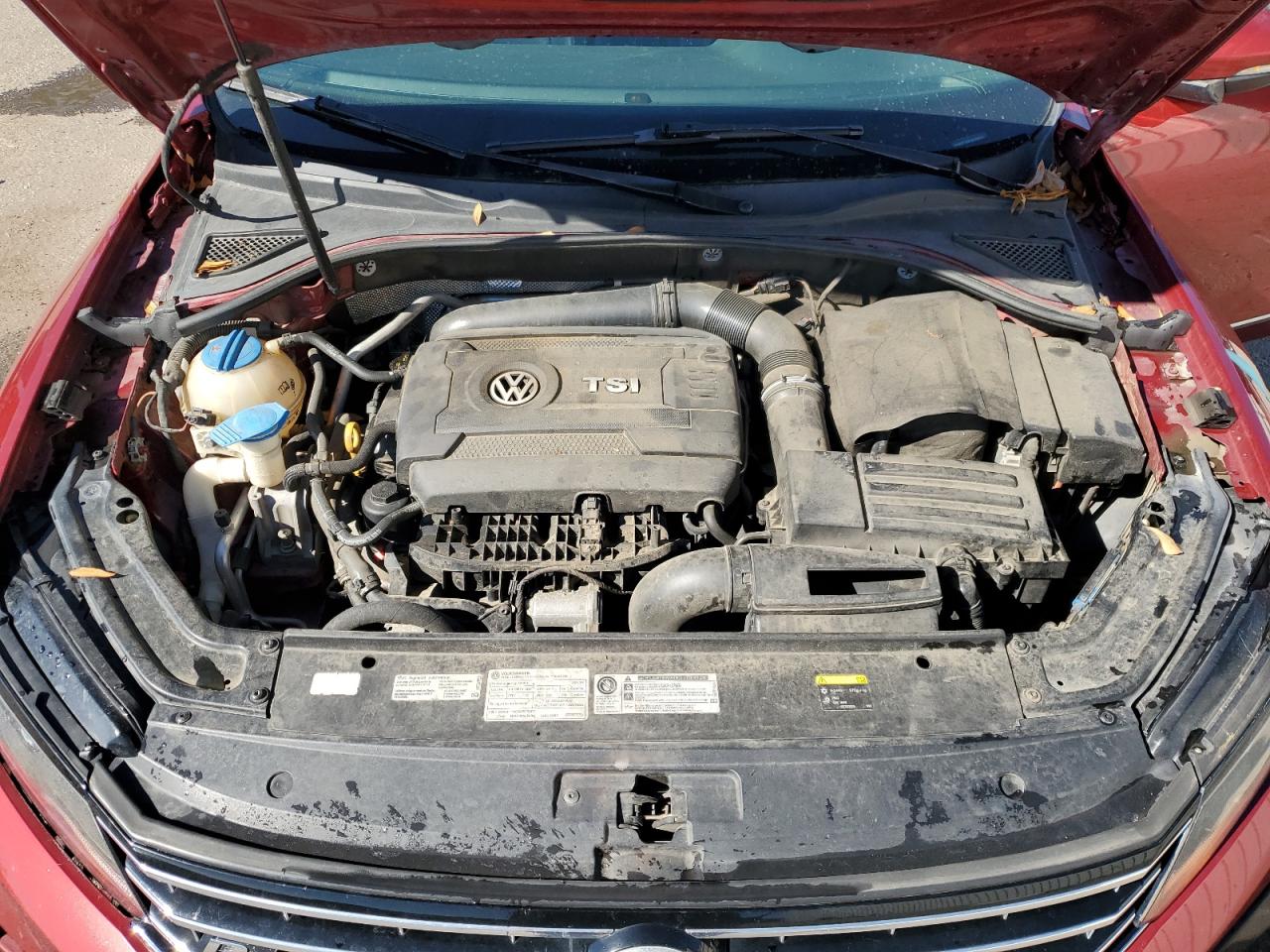 2017 Volkswagen Passat - Image 11