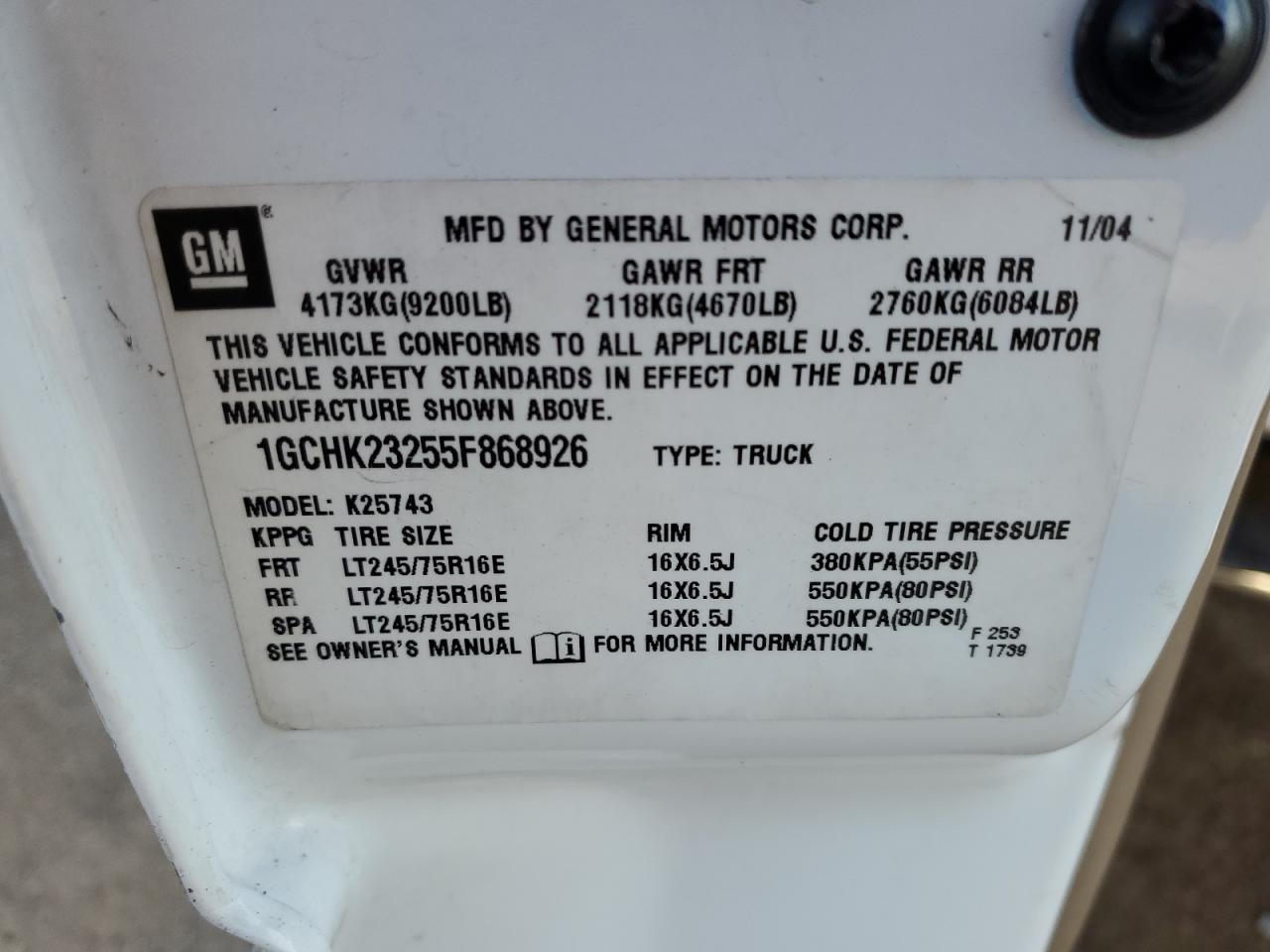 2005 Chevrolet Silverado - Image 13