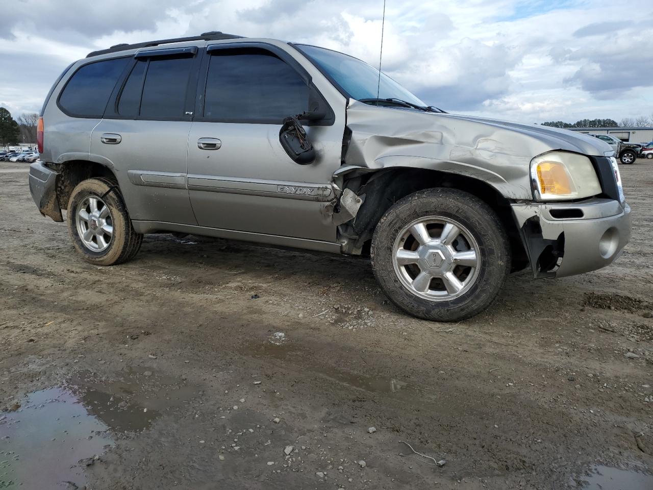 2003 GMC Envoy - Image 4