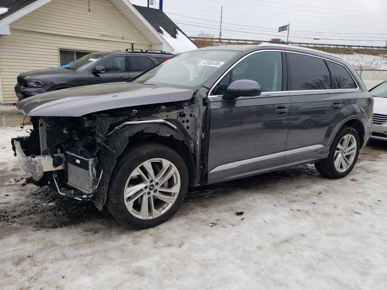 2022 Audi Q7 - Image 1