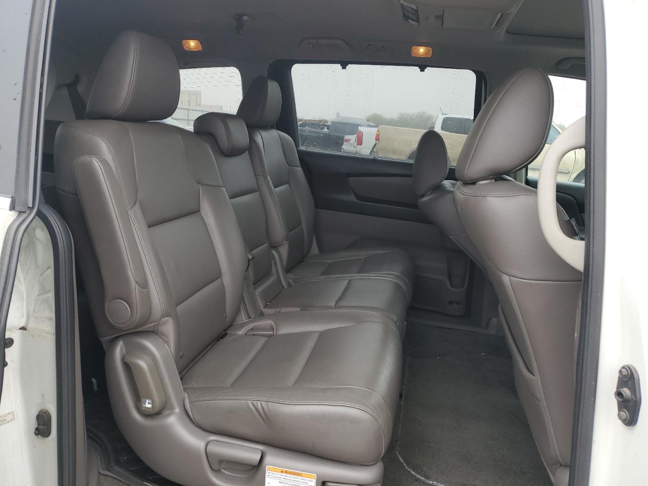 2014 Honda Odyssey - Image 11