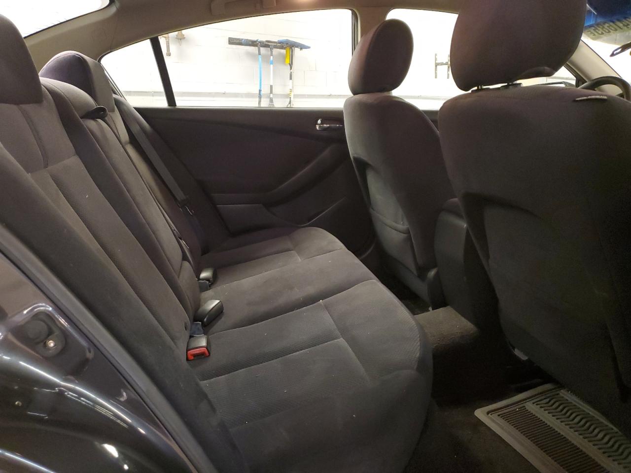 2009 Nissan Altima - Image 10