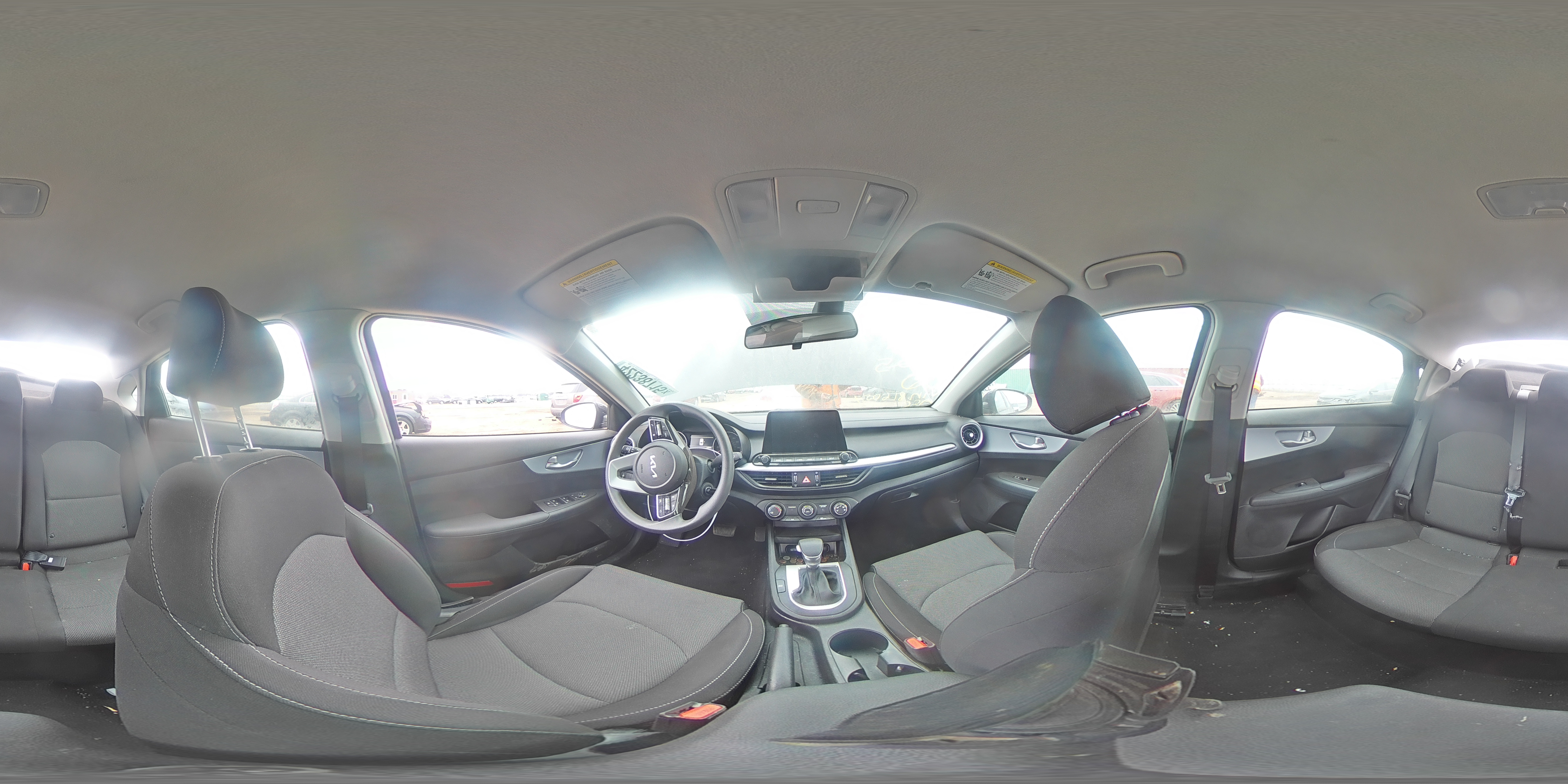 2024 Kia Forte - Image 13