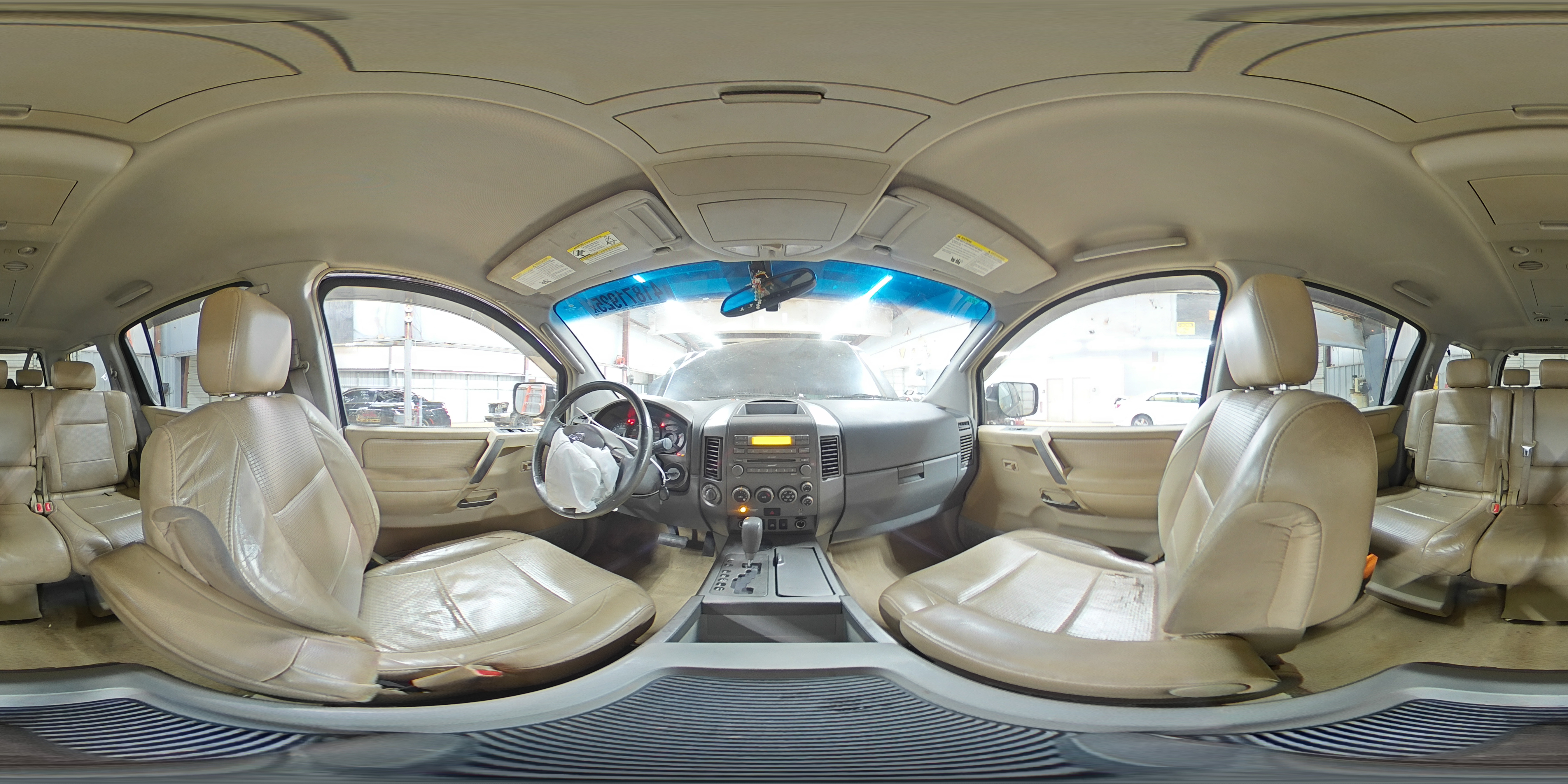 2004 Nissan Armada - Image 13