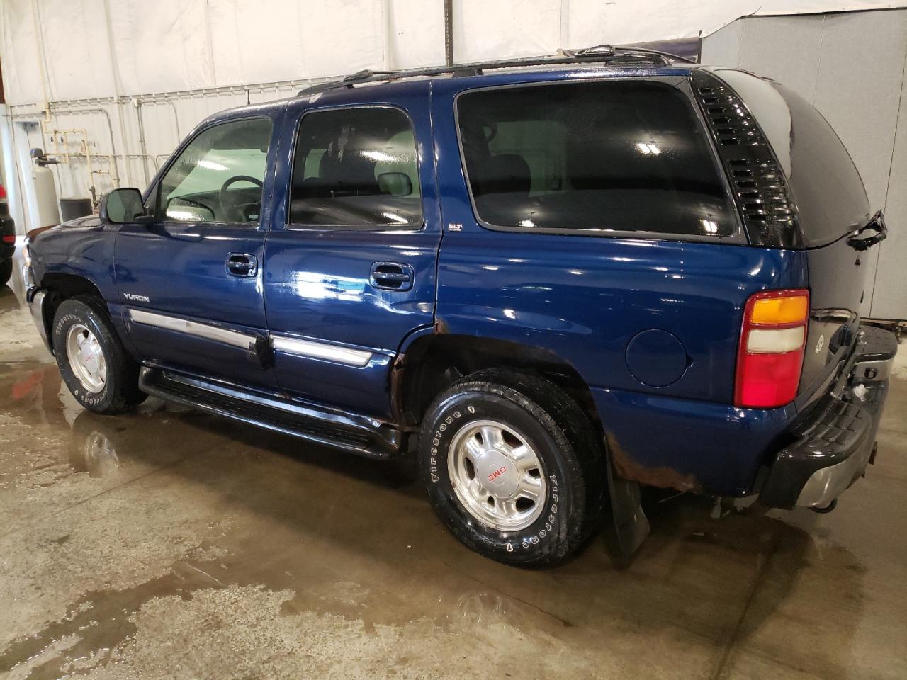 2002 GMC Yukon - Image 2