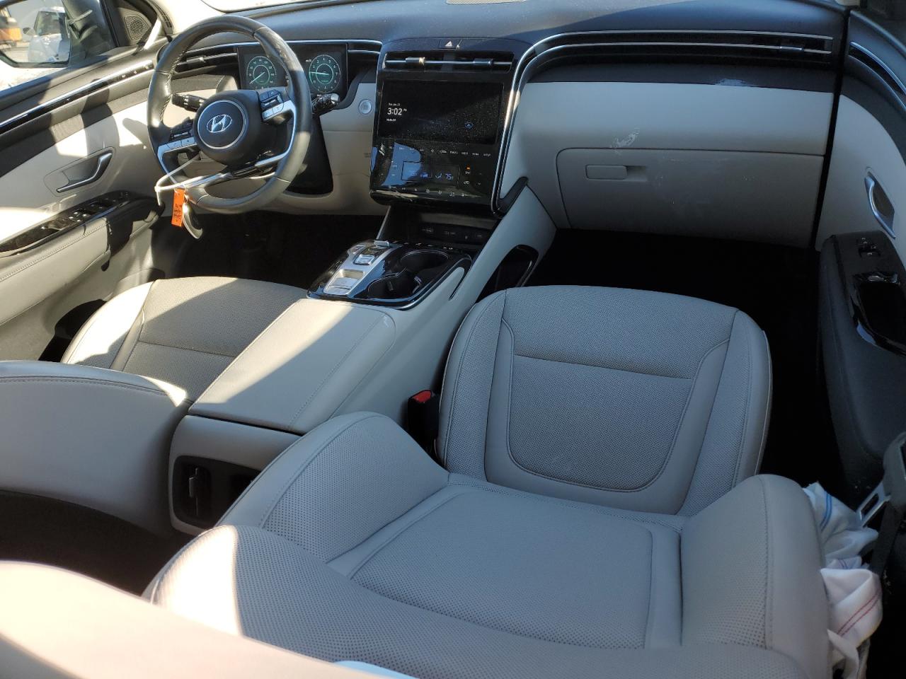 2022 Hyundai Tucson - Image 8
