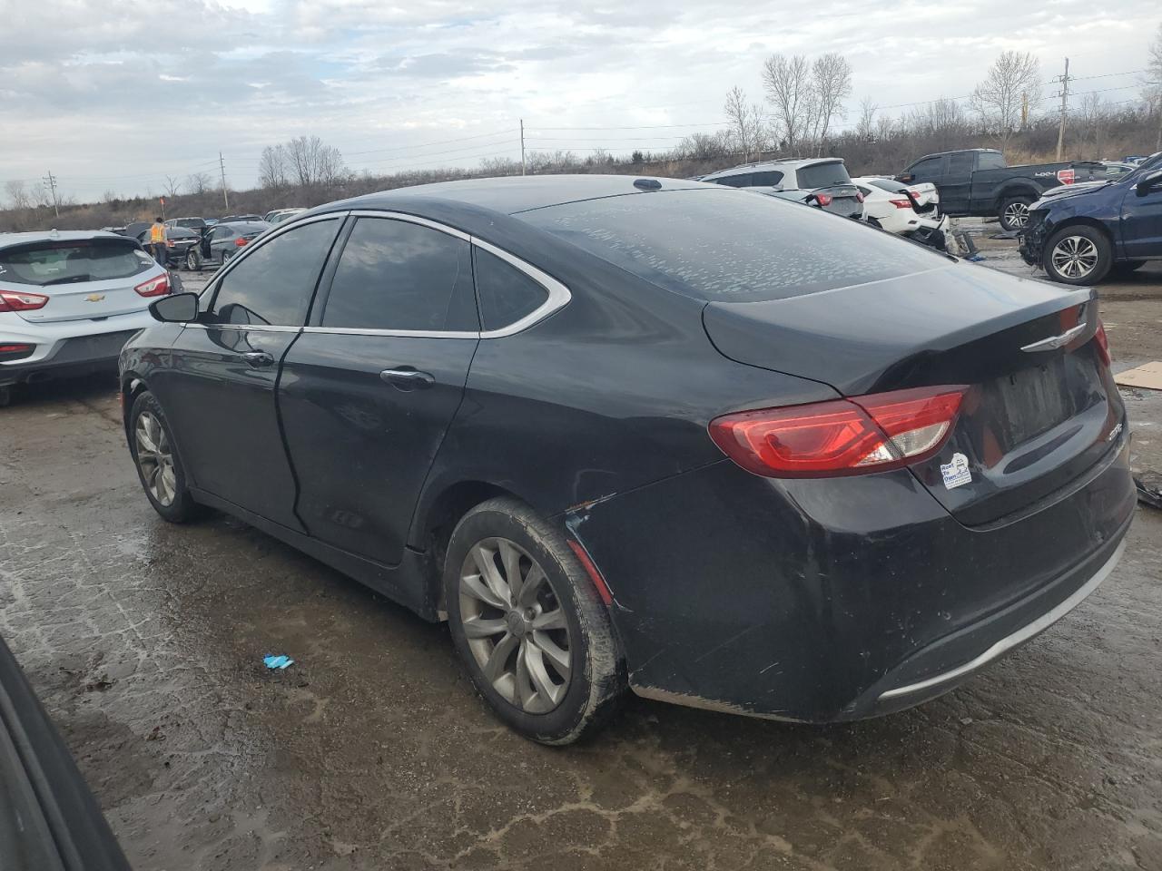2015 Chrysler 200 - Image 2