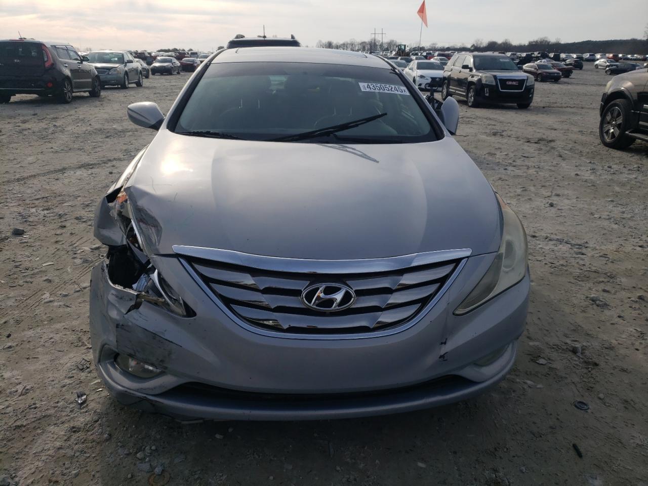 2012 Hyundai Sonata - Image 5