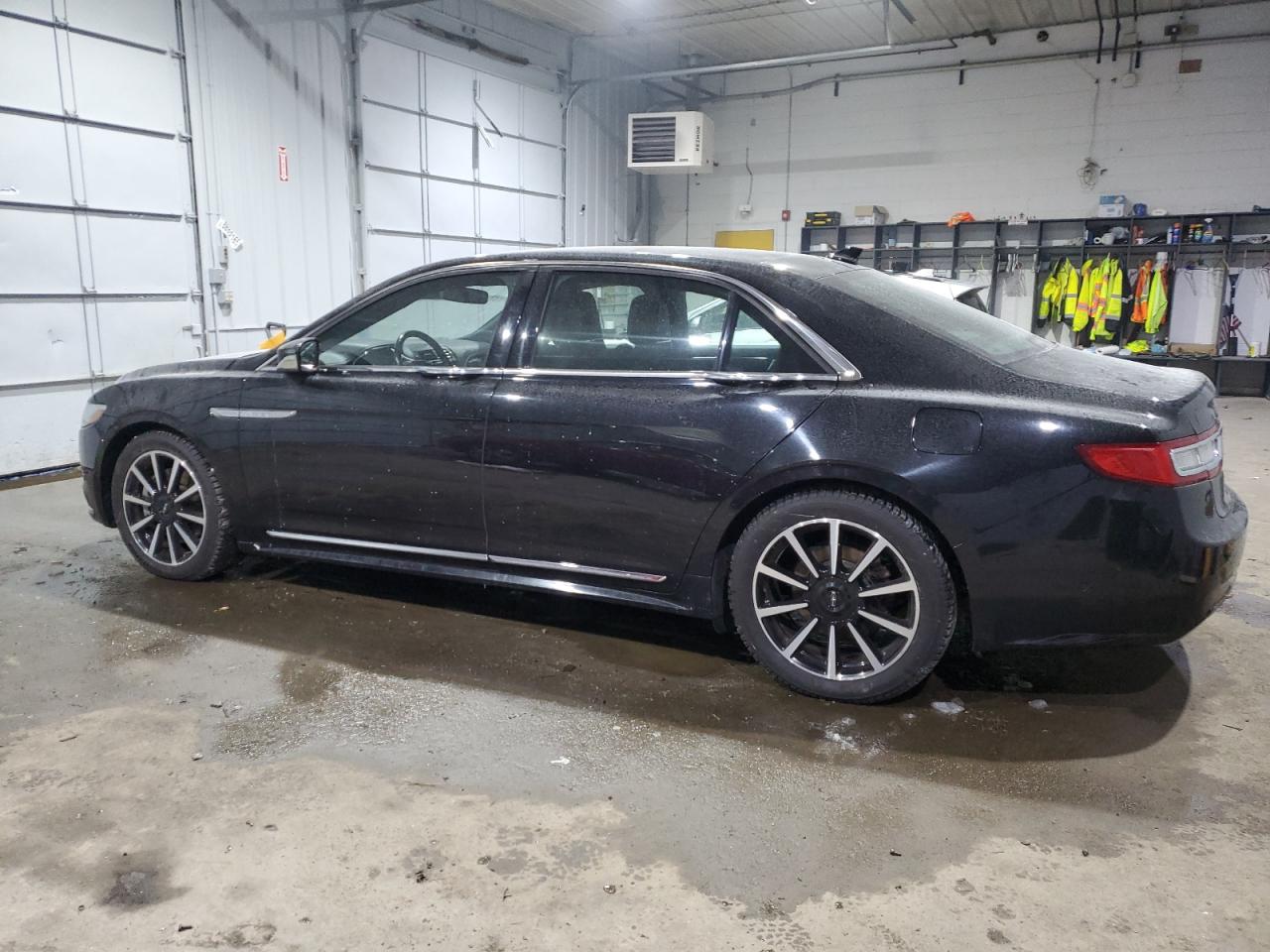 2019 Lincoln Continental - Image 2
