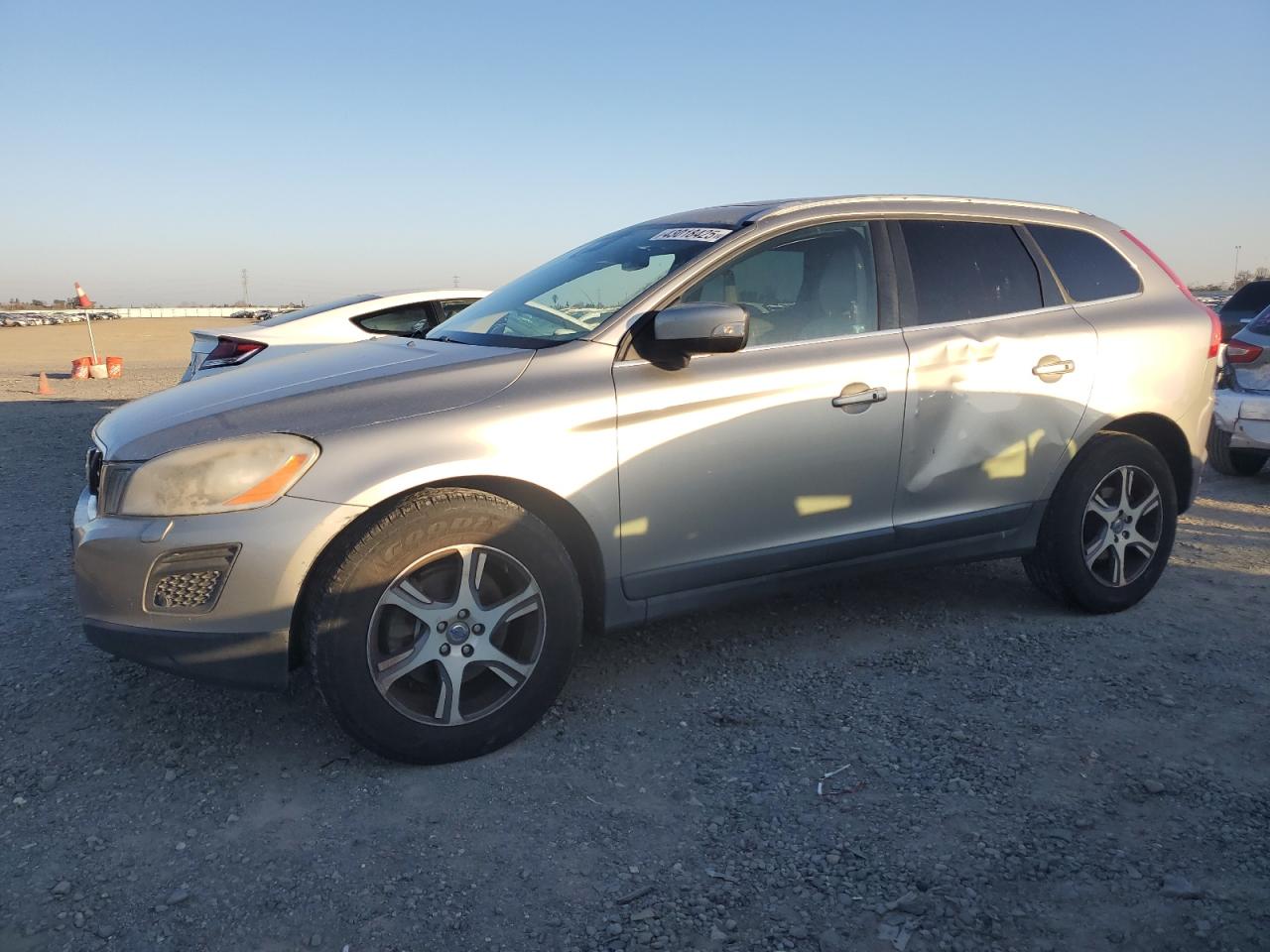 VIN YV4902DZ1D2414360 2013 VOLVO XC60 no.1