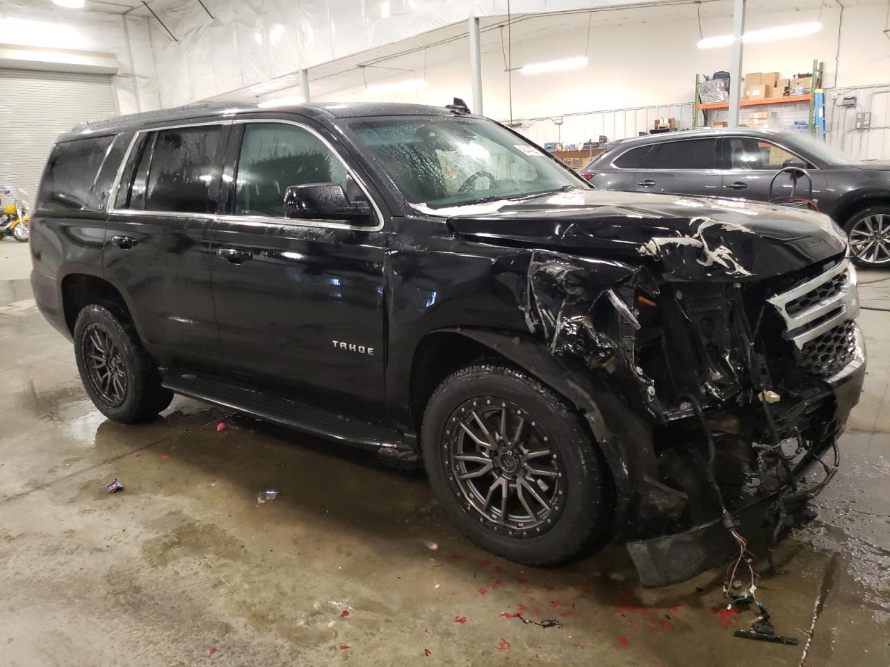 2016 Chevrolet Tahoe - Image 4